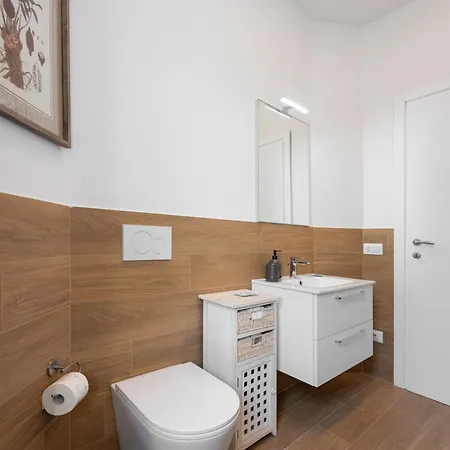 Via Taddeo Alderotti, 85 - Elegant In Careggi, Near Hospital, & Tram Morgagni - Charming