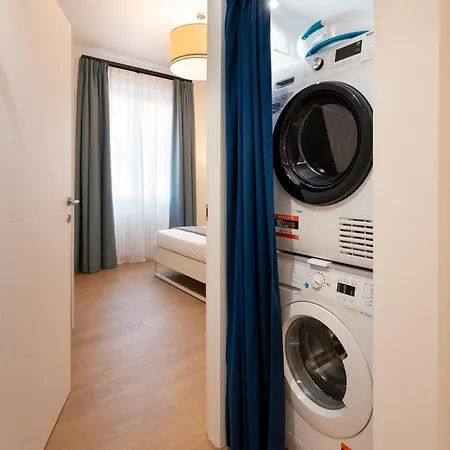 Apartment Via Taddeo Alderotti, 85 - Elegant In Careggi, Near Hospital, & Tram Morgagni - Charming Florence